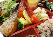 シャケの照り焼き弁当